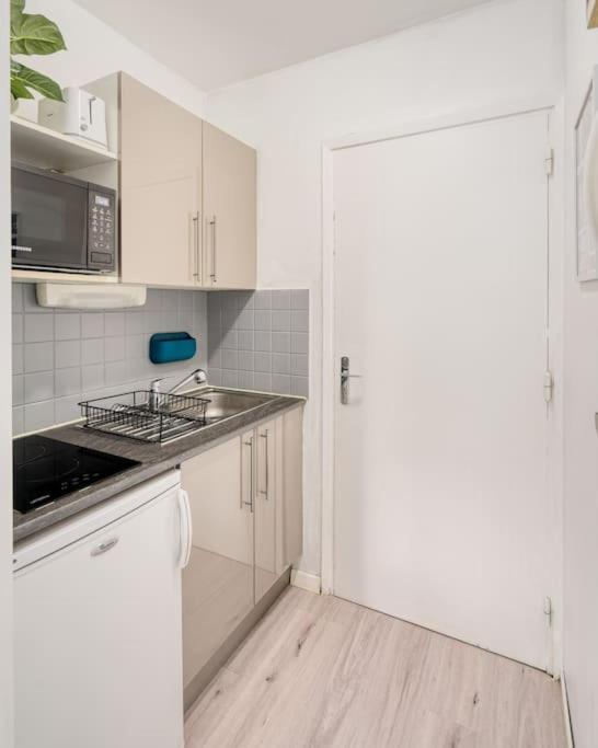 Studio Cosy Proche De Tete D'Or Вильорбан Екстериор снимка